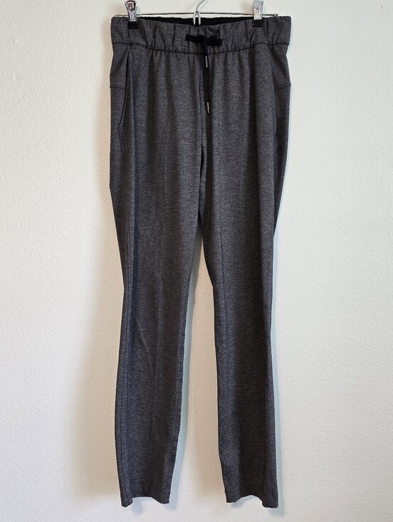 lululemon athletica Pants - ♡ Lululemon On The Fly Grey Pants Luxtreme Sz 4 EUC